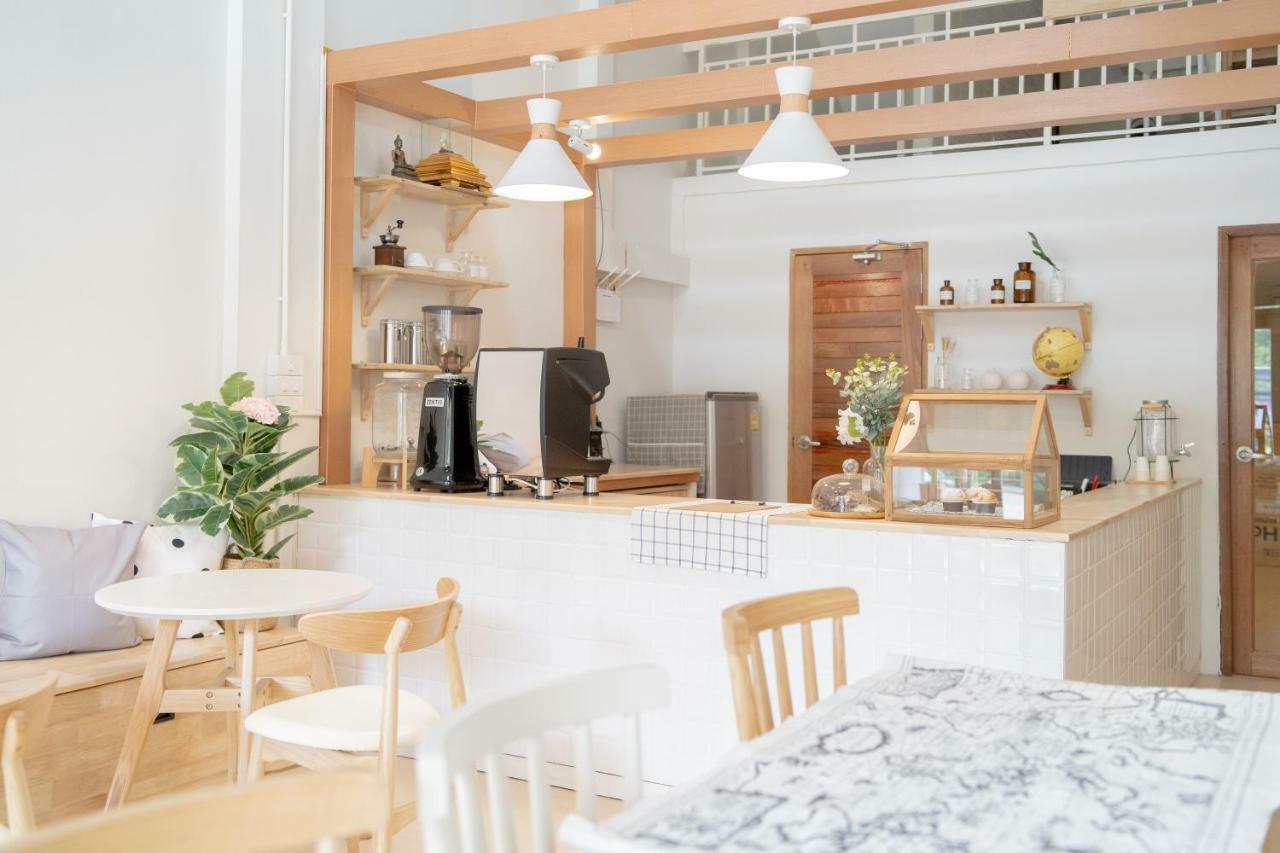 Viv Hometel&Cafe Chiang Mai Luaran gambar